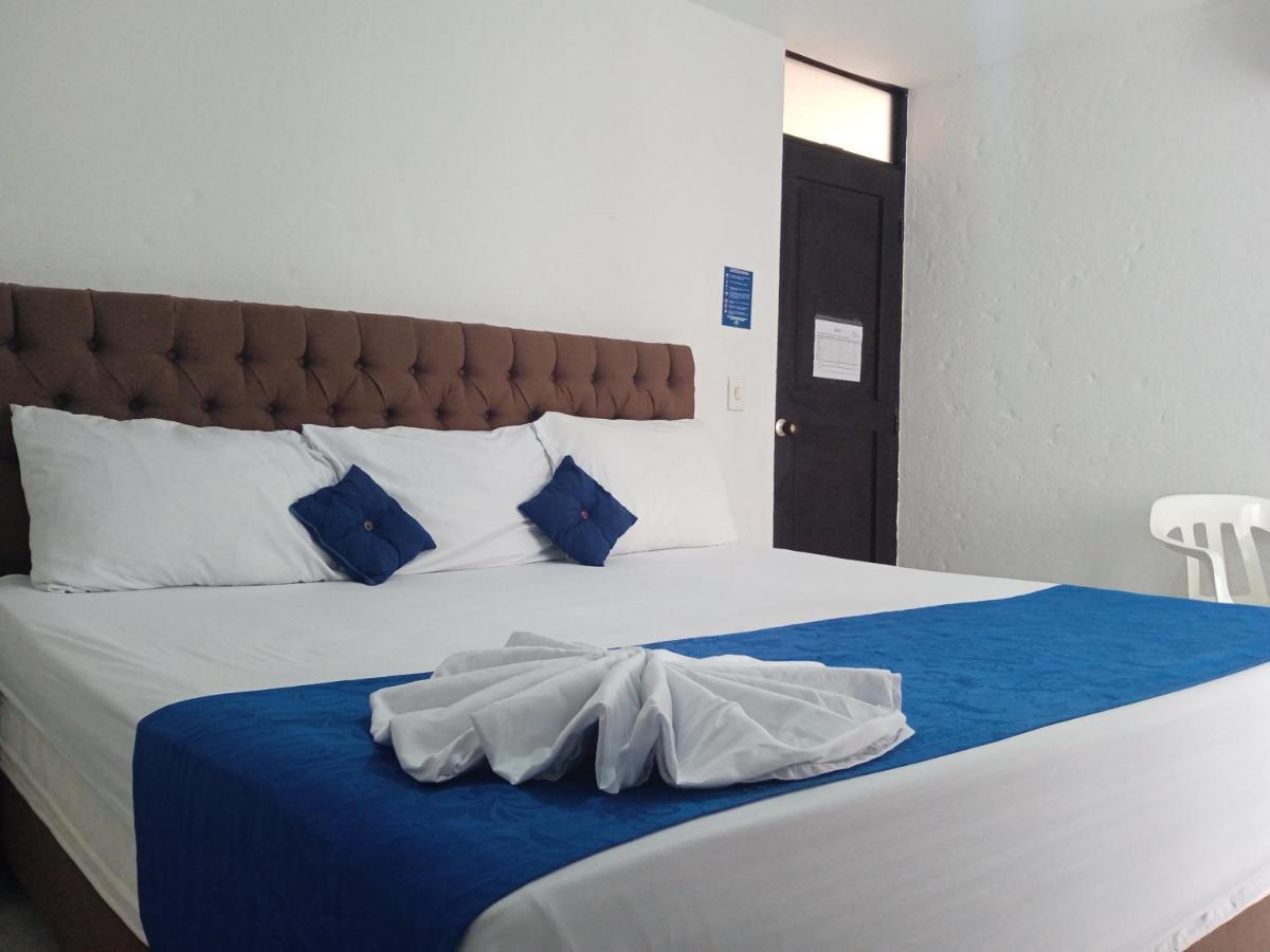 Blue Star Hotel Melgar Eksteriør billede